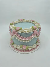Load image into Gallery viewer, 6&quot; Vintage Cake - Vanilla
