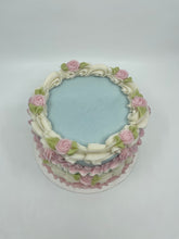Load image into Gallery viewer, 6&quot; Vintage Cake - Vanilla
